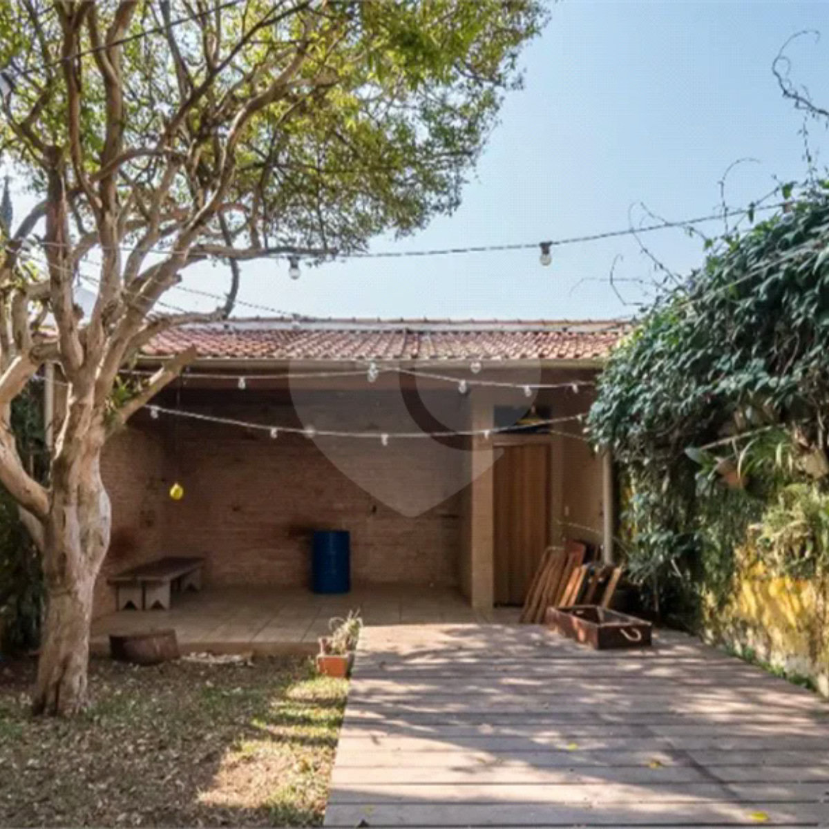 Sobrado à venda com 3 quartos, sendo 1 suíte, em Chácara Monte Alegre, São Paulo, SP