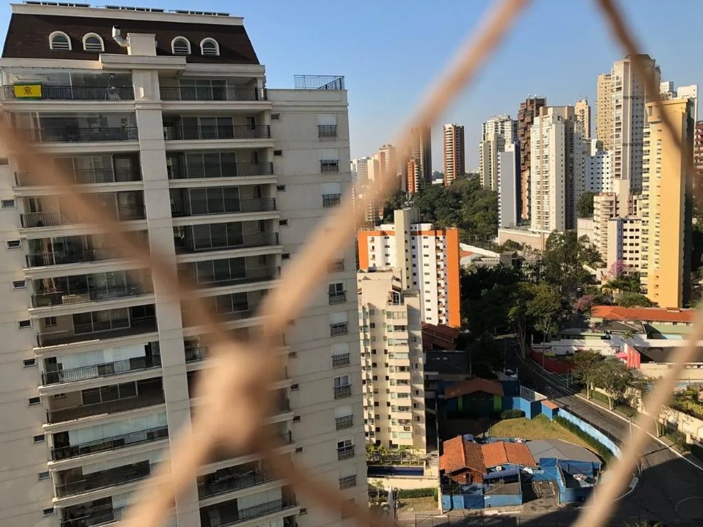 Apartamento à venda com 3 suítes em Vila Suzana, São Paulo, SP