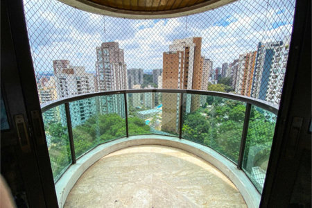Apartamento à venda com 4 suítes em Vila Suzana, São Paulo, SP