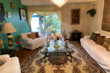 Casa à venda com 4 quartos, sendo 1 suíte,  em Vila Oliveira, Mogi das Cruzes, SP