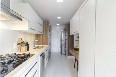 Apartamento à venda com 3 suítes em Brooklin, São Paulo, SP
