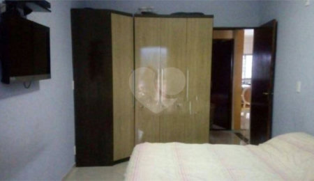Sobrado à venda com 4 quartos, sendo 1 suíte, em Tremembé, São Paulo, SP
