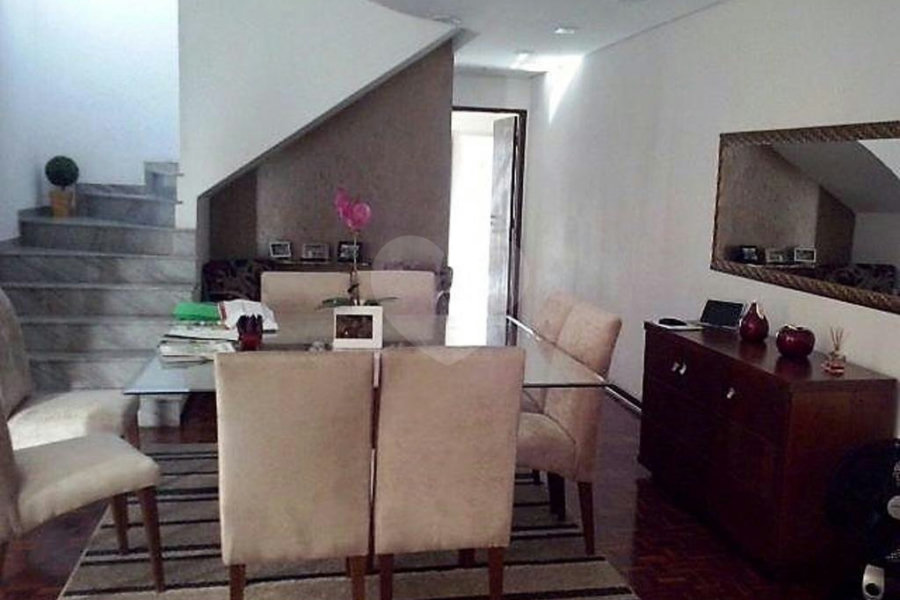 Casa à venda com 3 quartos, sendo 1 suíte, em Imirim, São Paulo, SP