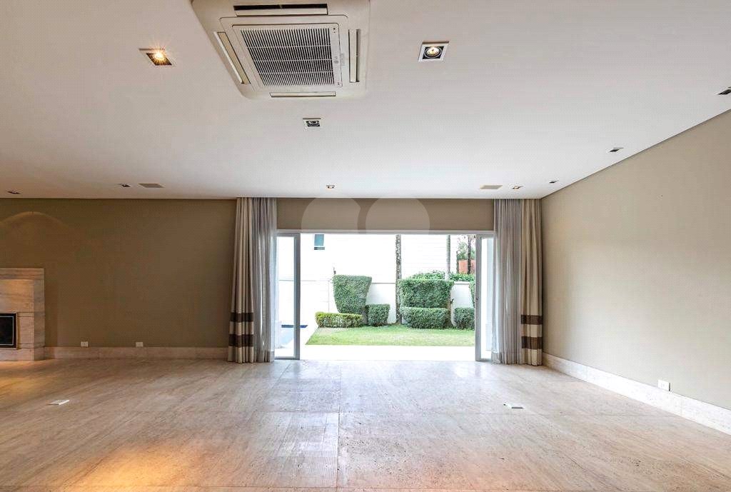 Casa à venda com 4 suítes no condomínio L`exclusive, São Paulo - SP