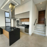 Casa à venda com 3 suítes no condomínio Residencial Central Parque, Salto - SP