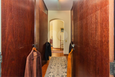 Apartamento à venda com 4 quartos, sendo 3 suítes, em Vila Andrade, São Paulo, SP