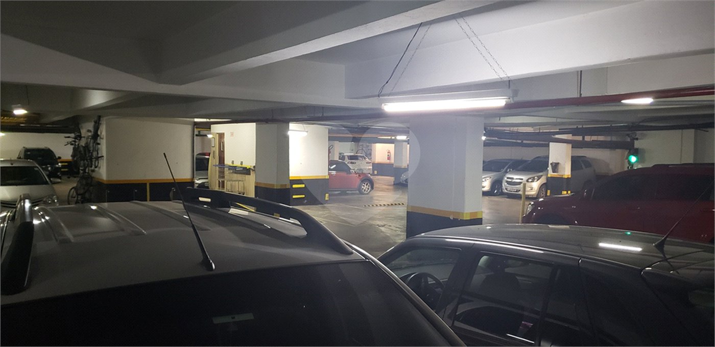 Apartamento à venda com 3 quartos, sendo 1 suíte, em Santa Cecília, São Paulo, SP