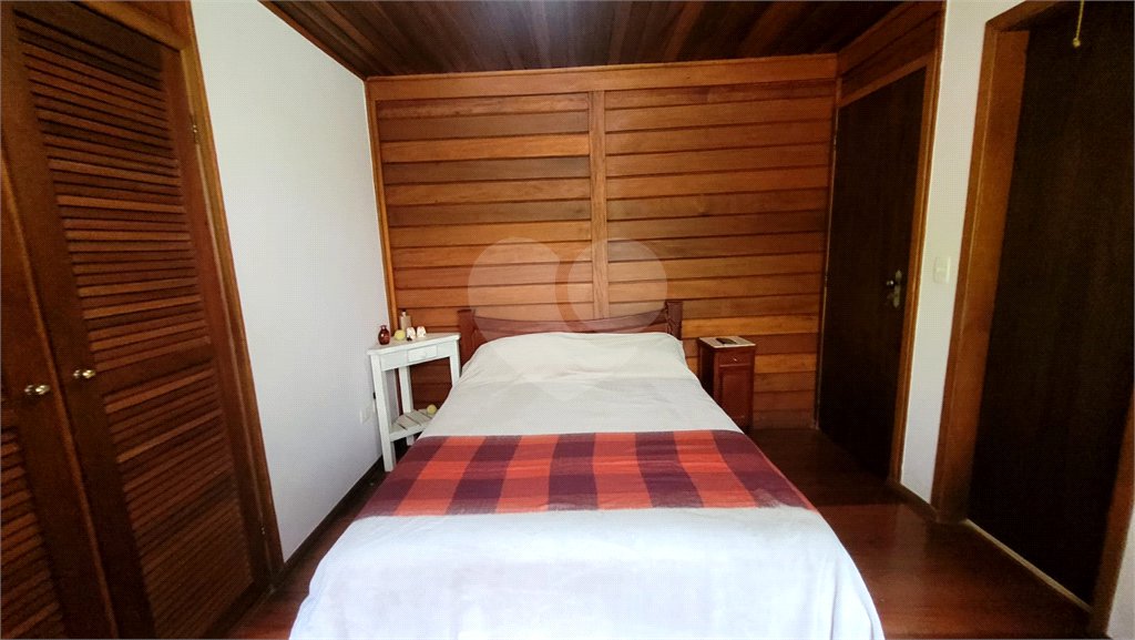 Casa à venda com 3 suítes no condomínio Sausalito, Mairiporã - SP