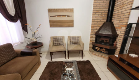 Sobrado à venda com 3 quartos, sendo 1 suíte,  em Vila Romana, São Paulo, SP