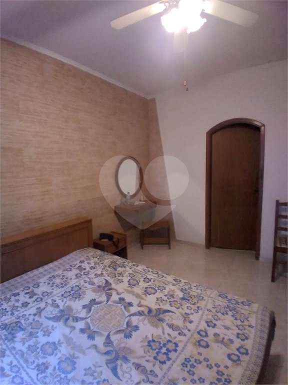 Sobrado à venda com 4 quartos, sendo 2 suítes, em Tremembé, São Paulo, SP