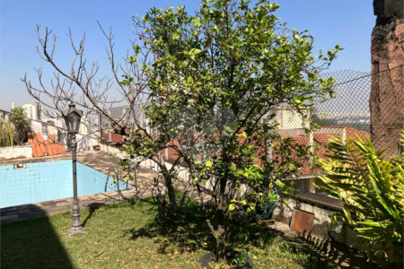 Casa à venda com 5 quartos, sendo 2 suítes,  em Vila Maria Alta, São Paulo, SP