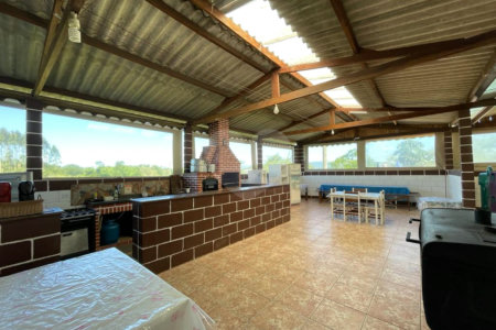 Chácara à venda com 3 quartos, sendo 1 suíte, em Chácaras Copaco, Arujá, SP