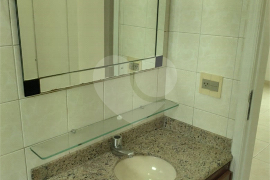 Apartamento à venda com 2 quartos em Parque Edu Chaves, São Paulo, SP