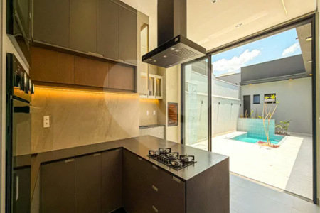 Casa Térrea Evidências - Indaiatuba/SP - R$ 1.950.000,00 - Área Total 307,33 m² - Área Construída 201,90 m² - TÉRREA - 03 suítes sendo a master com closet; Escritório; Lavabo; Cozinha com cooktop, forno, micro-ondas e coifa; Móveis planejados na hall de entrada, sala, escritório, cozinha, gourmet, s