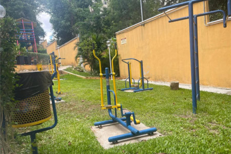 Casa à venda com 3 quartos, sendo 1 suíte,  no condomínio Vilagio Viccino, São Paulo - SP