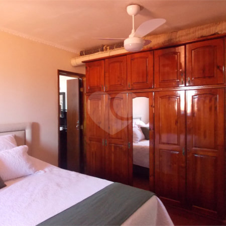 Casa à venda com 4 quartos, sendo 2 suítes, em Jardins, Bragança Paulista, SP