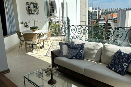 Apartamento à venda com 4 suítes em Real Parque, São Paulo, SP