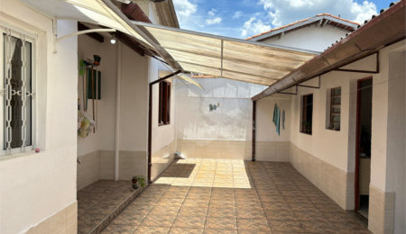 Casa à venda com 2 quartos em Conjunto Habitacional Brás Cubas, Mogi das Cruzes, SP