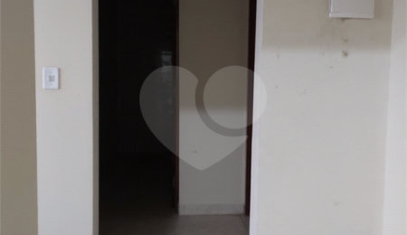 Sobrado à venda com 3 quartos, sendo 1 suíte, em Chácaras Maringá, Atibaia, SP