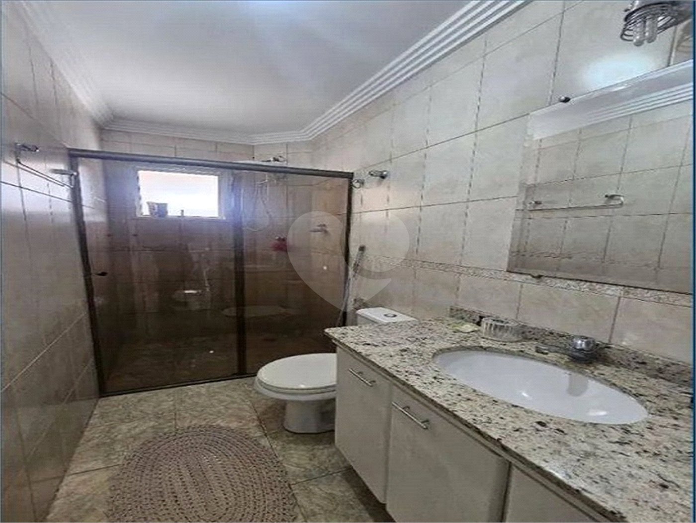 Casa à venda com 3 quartos, sendo 1 suíte,  no condomínio Residencial Villagio Vitória, Guarulhos - SP