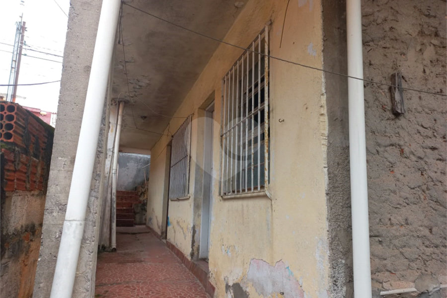 Casa Térrea à venda com 3 quartos em Vila Nivi, São Paulo, SP