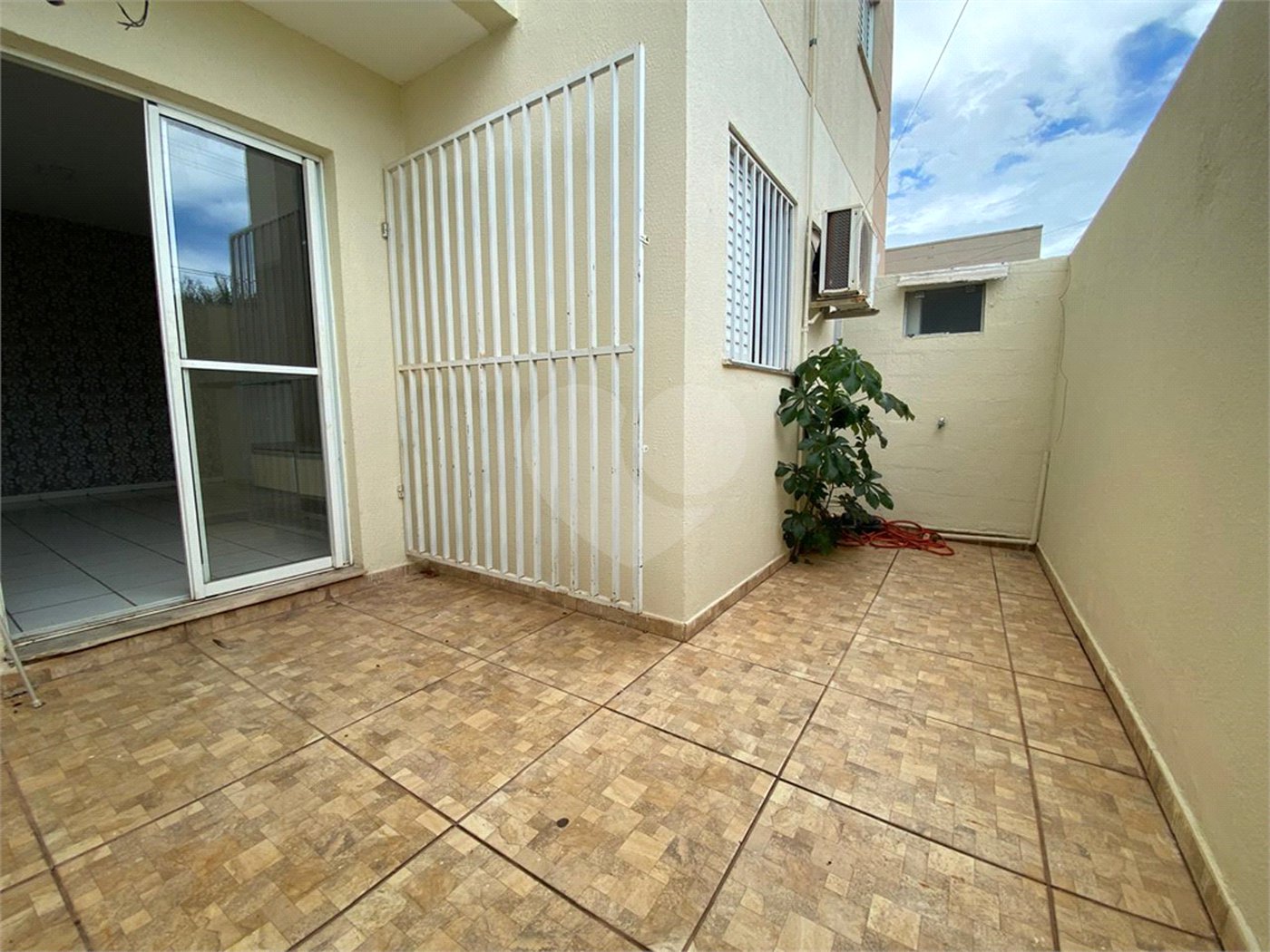 Apartamento à venda com 2 quartos, sendo 1 suíte,  em Parque Residencial das Nações Indígenas, Cuiabá, MT