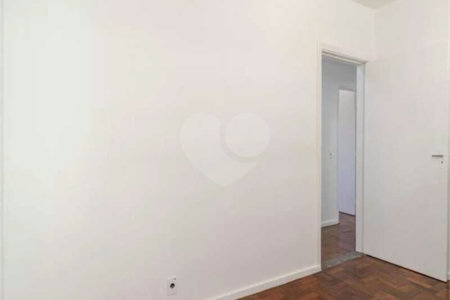 Apartamento à venda com 4 quartos, sendo 1 suíte, em Pinheiros, São Paulo, SP