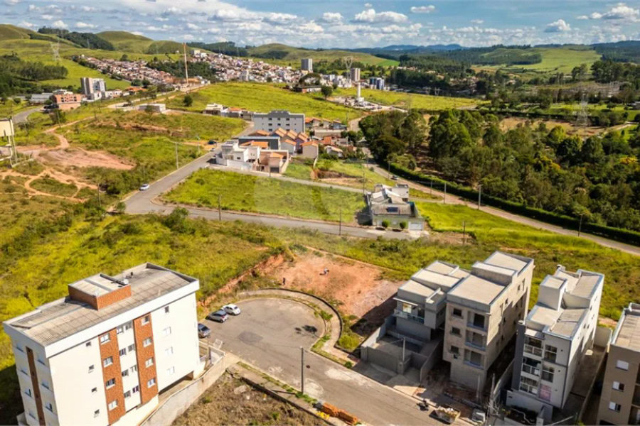 Lote de 570m² no residencial Veredas em Poços de Caldas