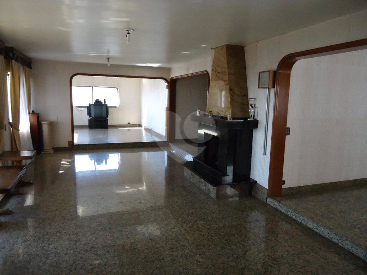 Apartamento amplo à venda - Vila Regente Feijó - São Paulo/SP