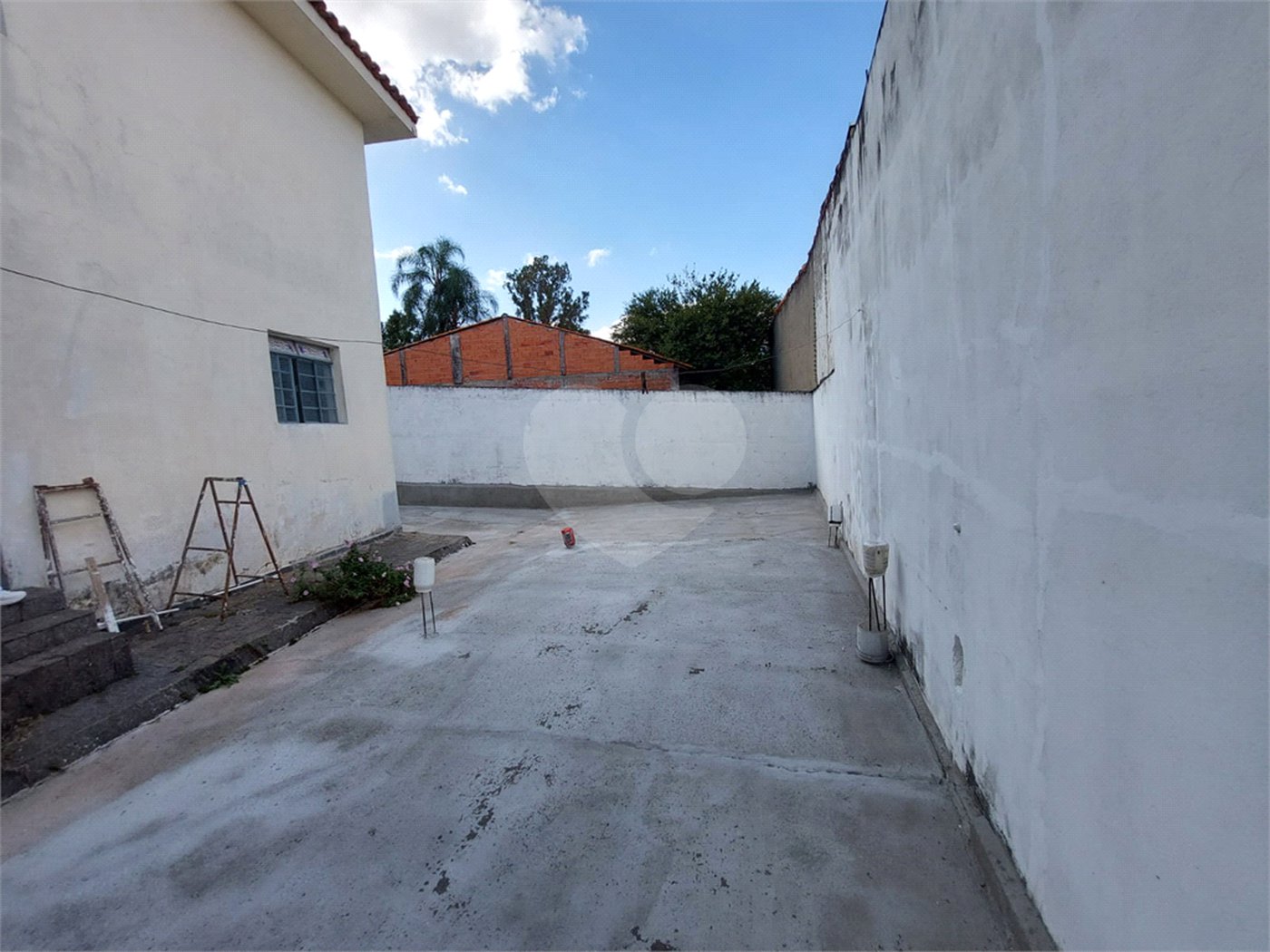 Casa à venda com 2 quartos, sendo 1 suíte, em Vila Barão, Sorocaba, SP