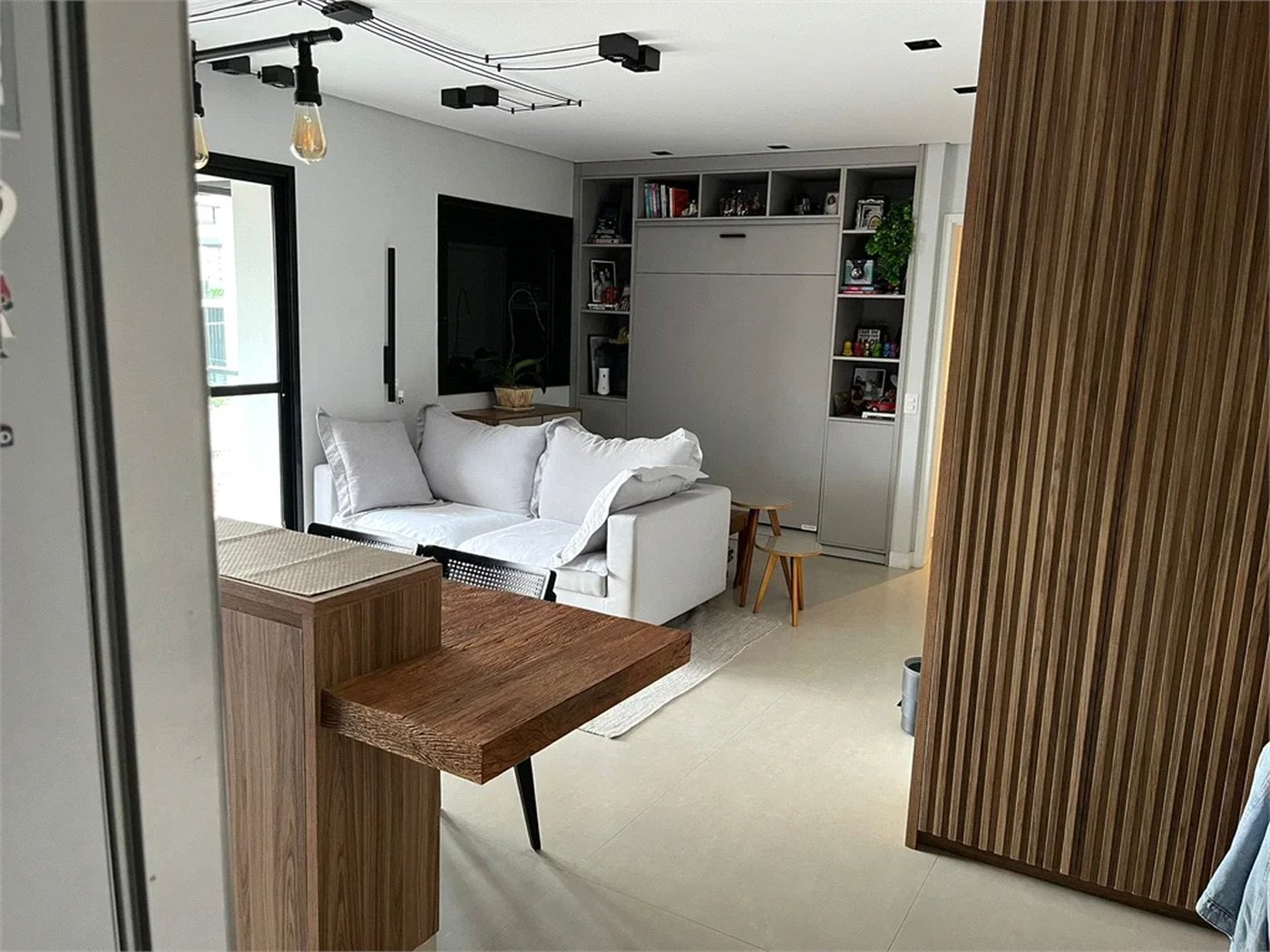 Apartamento à venda ou para alugar com 1 suíte em Pinheiros, São Paulo, SP