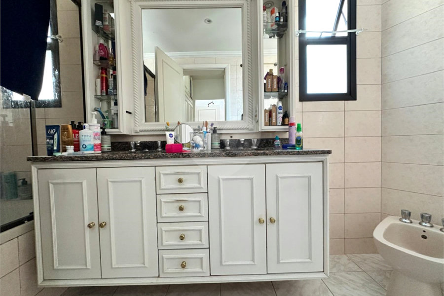 Apartamento à venda com 3 suítes em Santana, São Paulo, SP