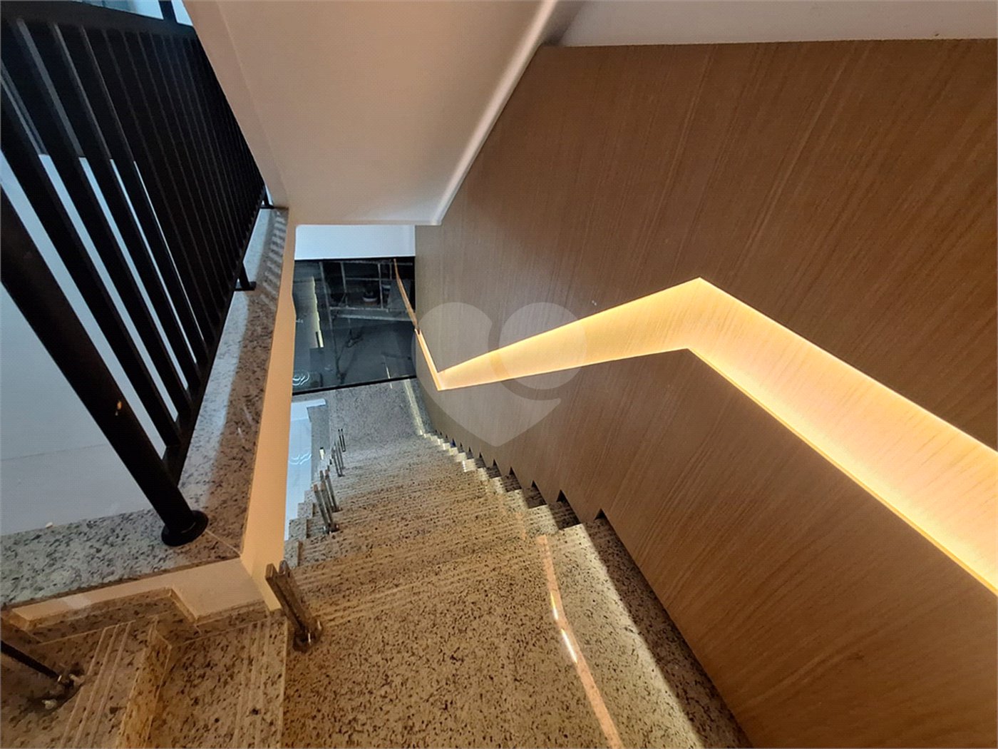 Casa à venda com 2 quartos, sendo 1 suíte,  em Tucuruvi, São Paulo, SP