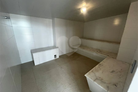 Apartamento à venda com 3 suítes no Centro, Itapetininga, SP