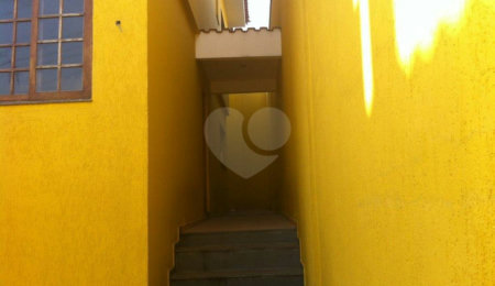 Sobrado à venda com 3 quartos, sendo 1 suíte, em Parada Inglesa, São Paulo, SP