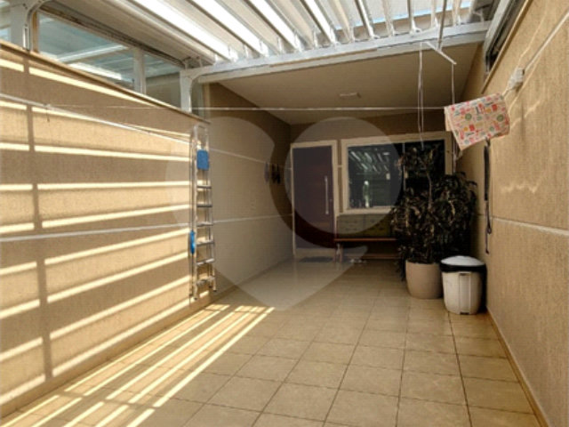 Sobrado à venda com 3 quartos, sendo 1 suíte,  em Vila Nivi, São Paulo, SP
