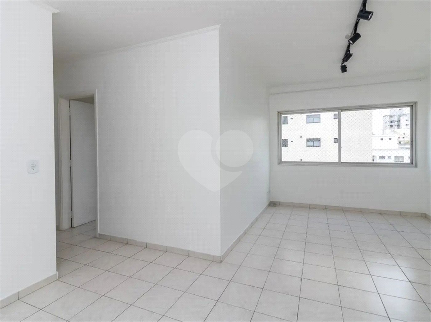 Apartamento à venda com 3 quartos em Moema, São Paulo, SP