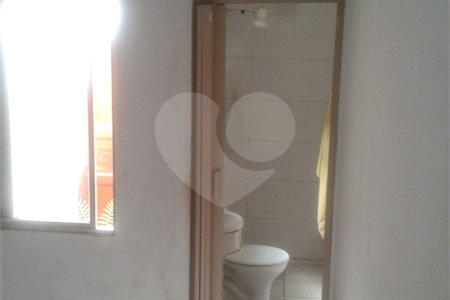 Sobrado à venda com 3 quartos, sendo 1 suíte, em Vila Santo Estéfano, São Paulo, SP