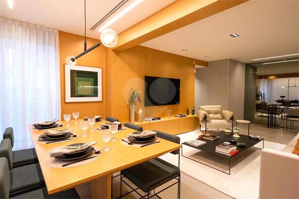 Apartamento à venda com 2 quartos, sendo 1 suíte, em Pinheiros, São Paulo, SP