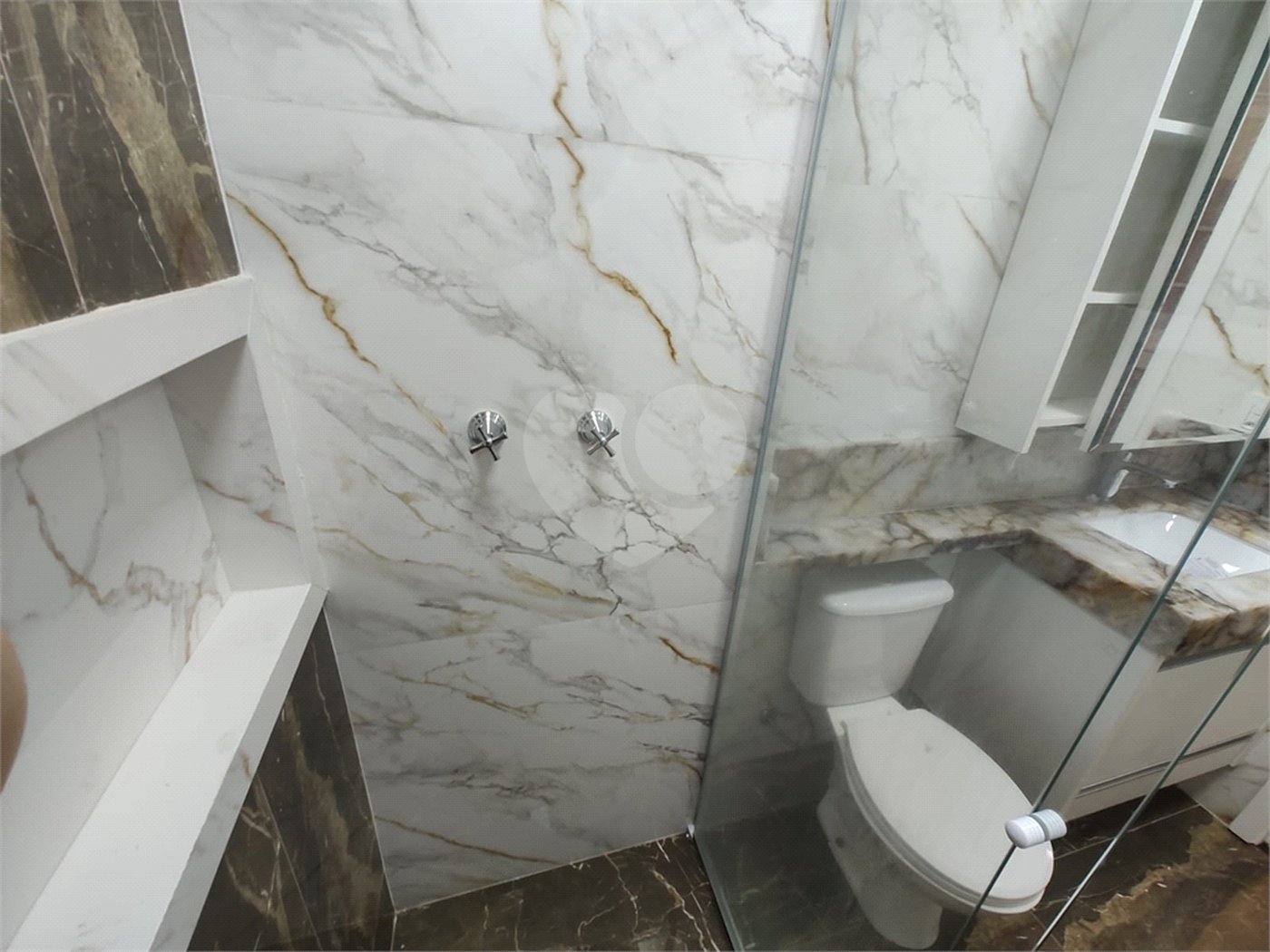 Apartamento à venda com 3 quartos, sendo 1 suíte,  no Centro, São Caetano do Sul, SP