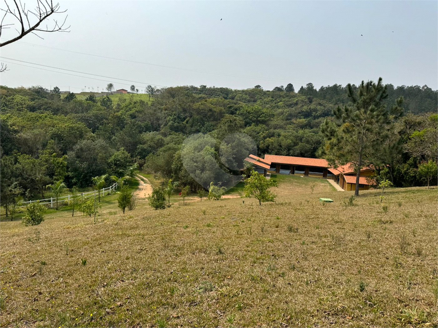 Sítio à venda com 3 quartos, sendo 1 suíte,  em Week-end, Jarinu, SP