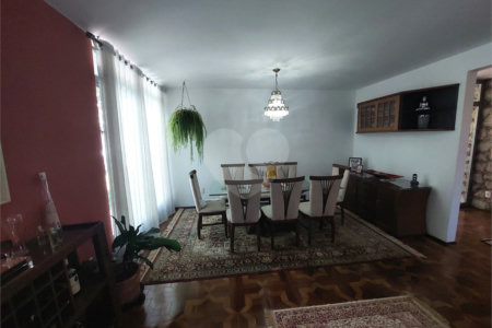 Sobrado à venda com 3 quartos, sendo 1 suíte, em Alto da Lapa, São Paulo, SP