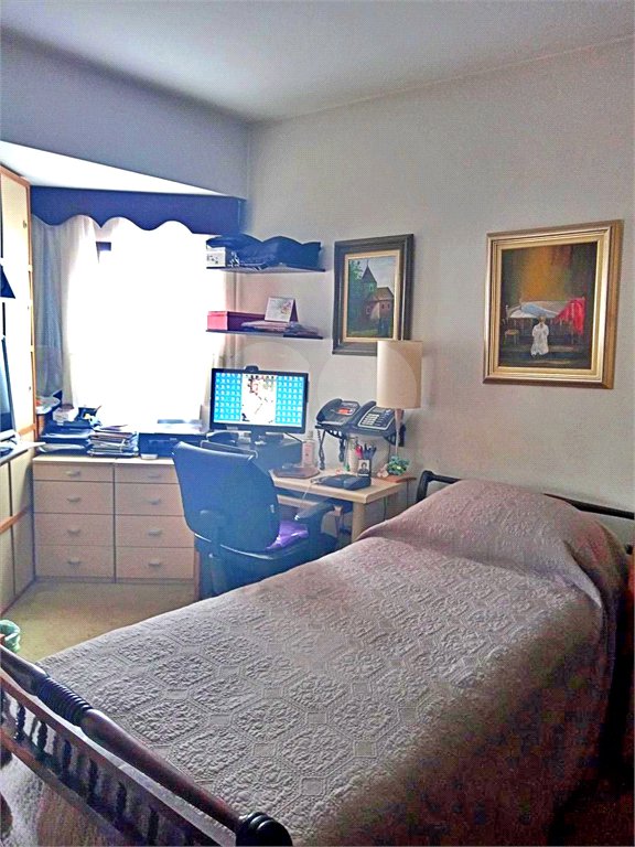 Apartamento à venda com 4 quartos, sendo 3 suítes, em Indianópolis, São Paulo, SP