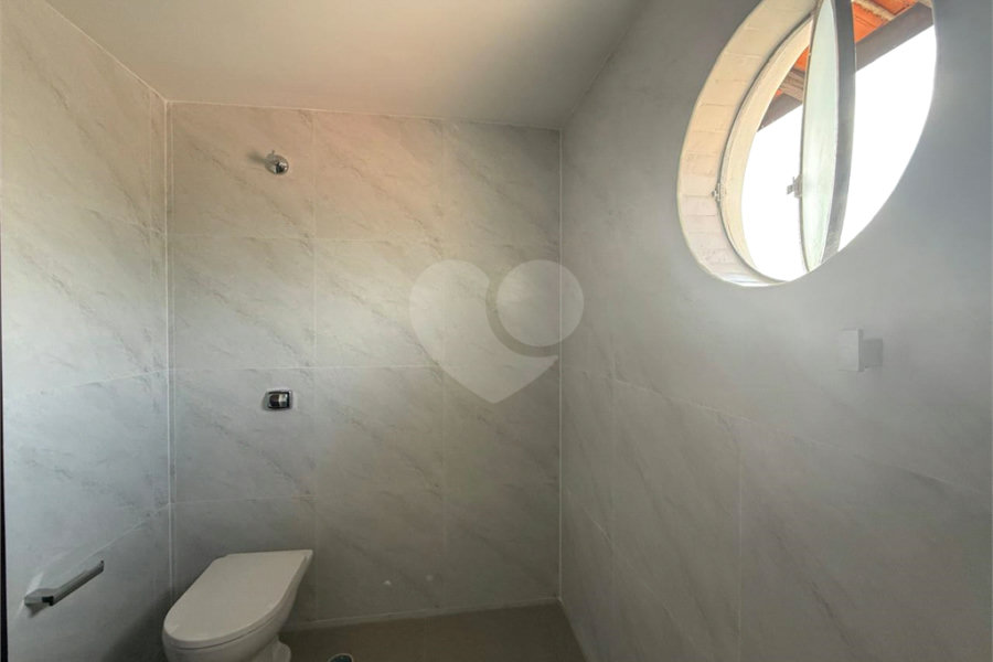 Sobrado à venda com 3 quartos em Horto Florestal, São Paulo, SP