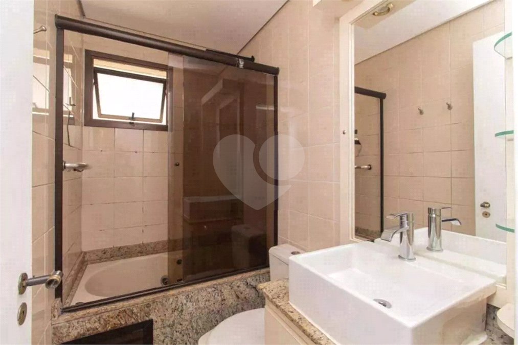 Cobertura à venda ou para alugar com 3 quartos, sendo 1 suíte,  em Vila Clementino, São Paulo, SP