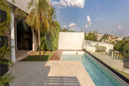 Terreno à venda com 4 suítes no condomínio Jardim Vila Paradiso, Indaiatuba - SP