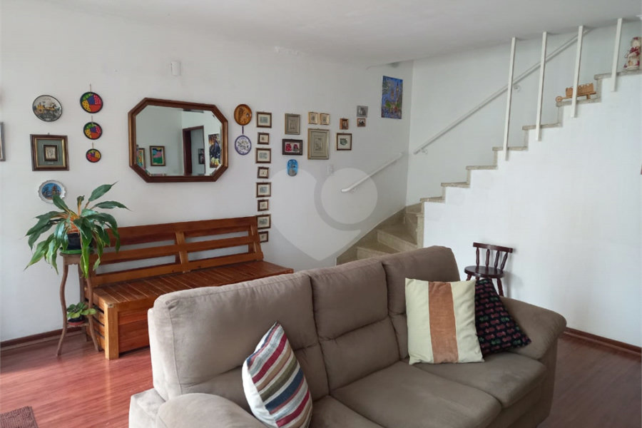 Sobrado à venda com 4 quartos, sendo 1 suíte, em Santana, São Paulo, SP