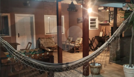 Casa à venda com 2 quartos em Nova Cerejeira, Atibaia, SP