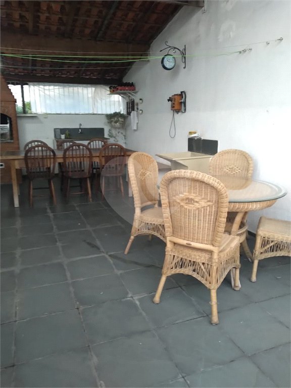 Casa Térrea à venda com 4 quartos, sendo 1 suíte, em Vila Romero, São Paulo, SP