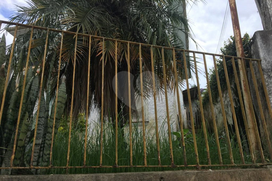 Casa à venda com 2 quartos em Horto, São Paulo, SP
